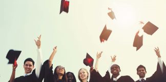 Anciens étudiants, nouveaux diplômés, futurs associés?