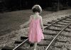 « Ma fille, tu porteras du rose et suivra les rails de la conformité »