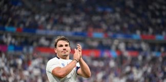 Au rugby, le salary cap est jugé contraignant par certains joueurs, comme Antoine Dupont.