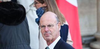 Plus de 13 000 millionnaires n'ont pas payé l'impôt sur le revenu en 2024