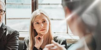 Femmes et postes de pouvoir