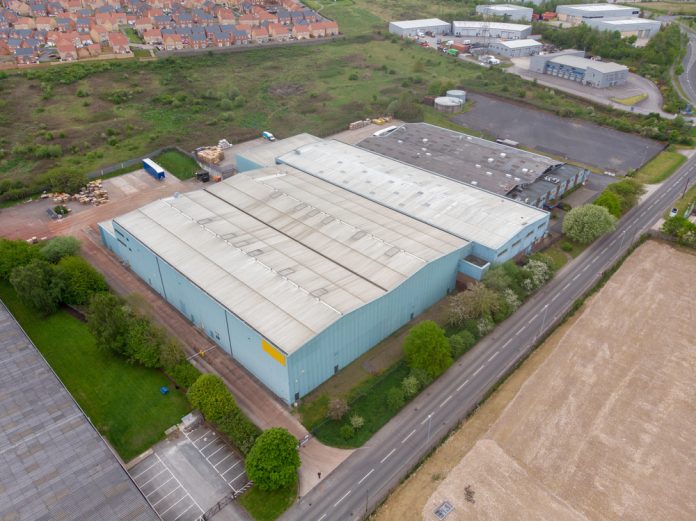 aerial-drone-photo-large-abandoned-Depositphotos_757417596_S L'industrie en difficultés
